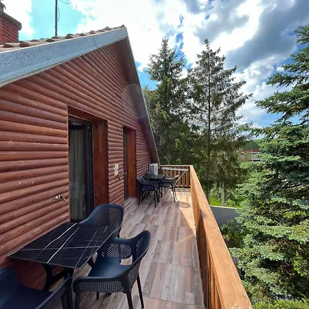 Brvnara Petra Semesterbostad