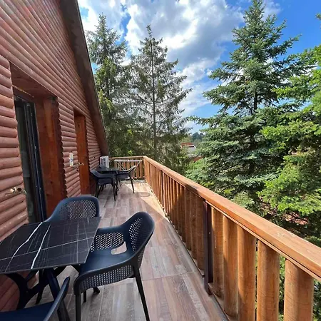 Semesterbostad Brvnara Petra